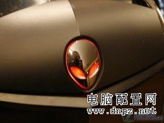 外星PC会呼吸 Alienware最强款抢先看 